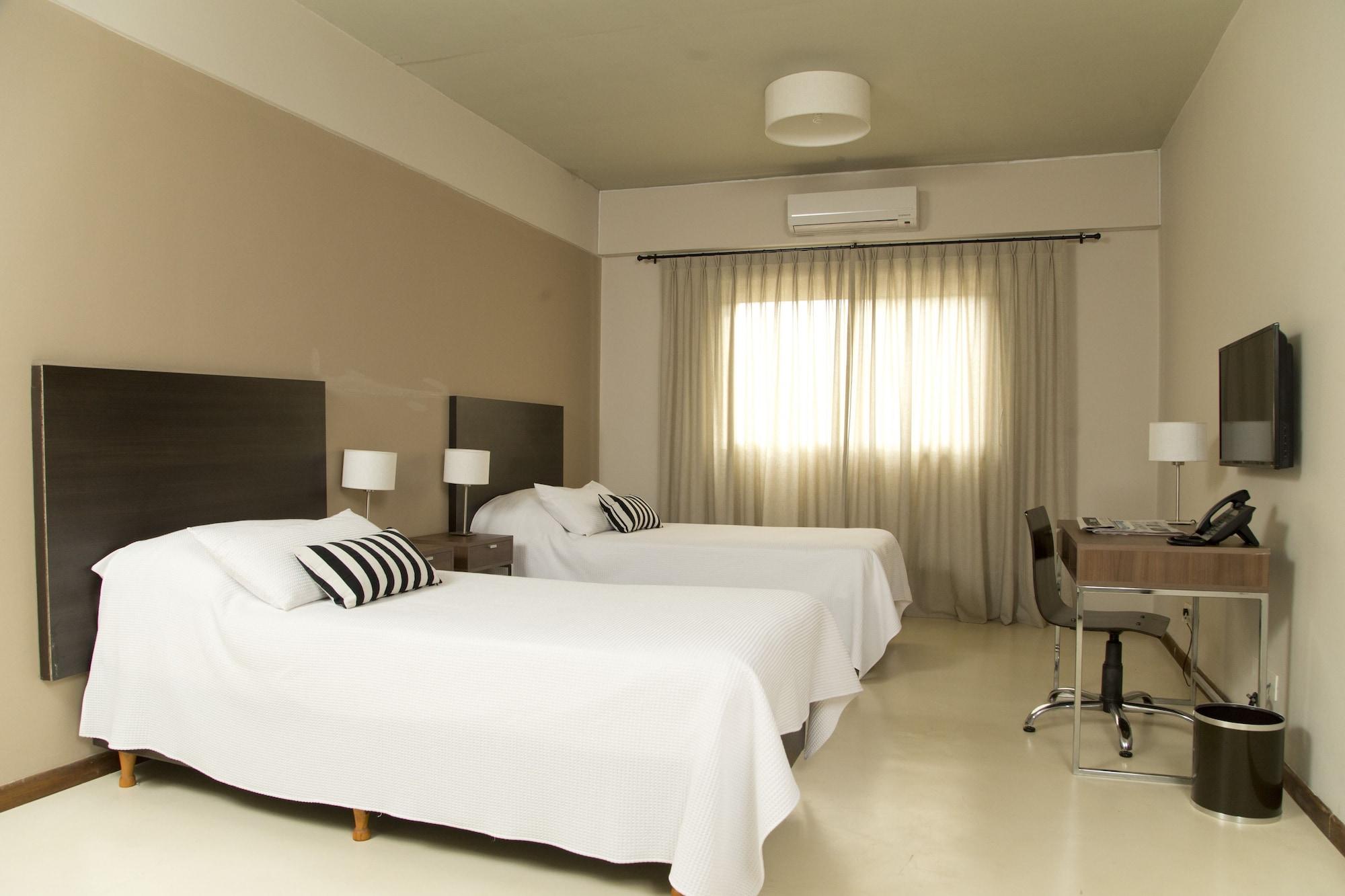 Casa Campus Pilar Suites Екстериор снимка