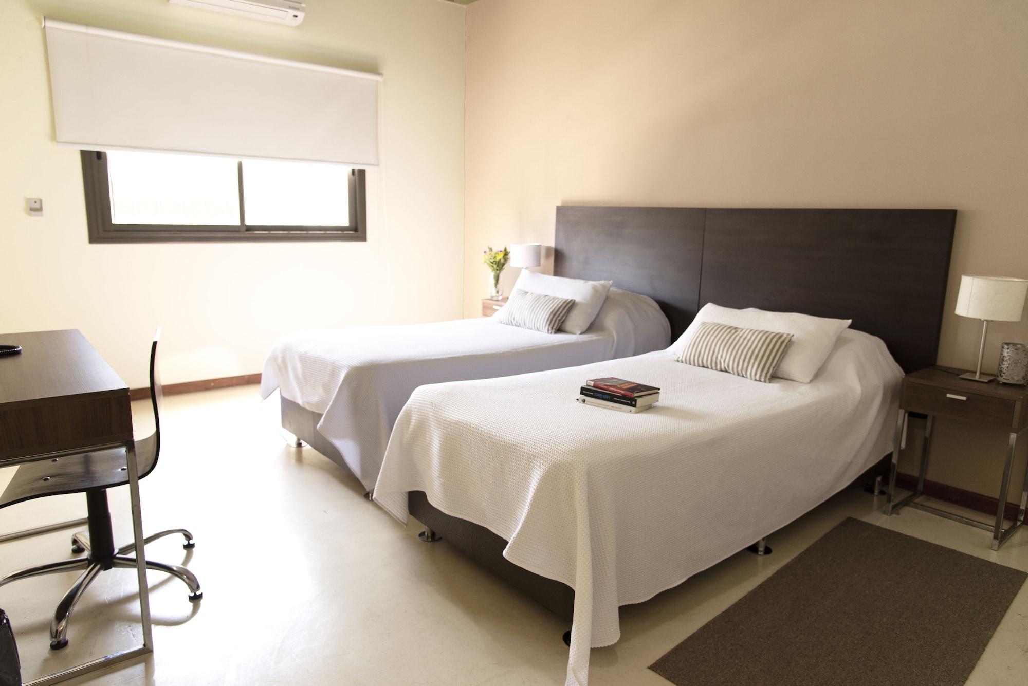 Casa Campus Pilar Suites Екстериор снимка