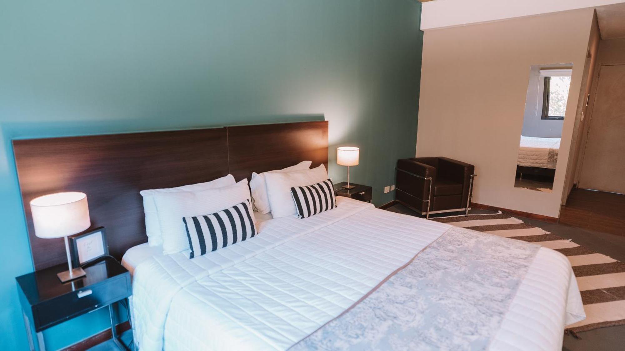 Casa Campus Pilar Suites Екстериор снимка