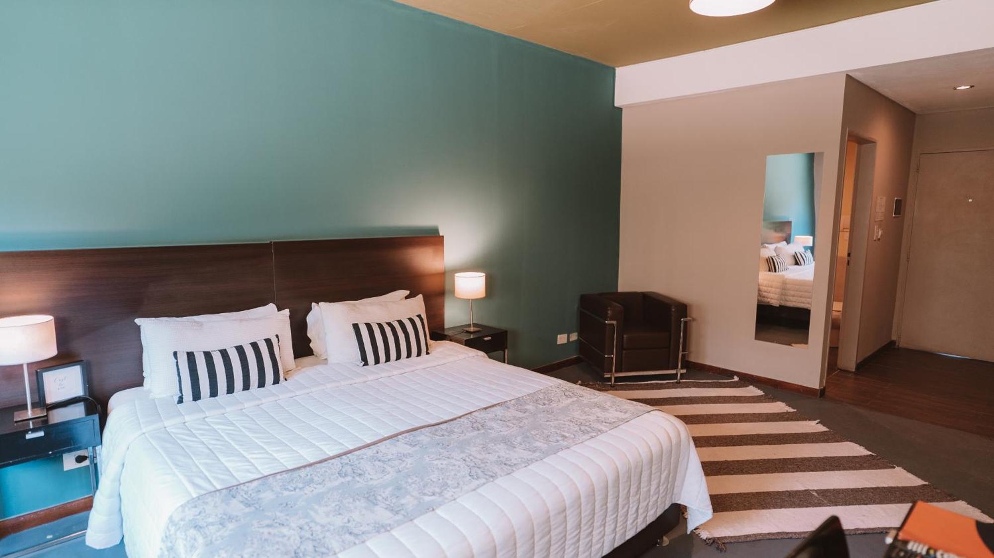Casa Campus Pilar Suites Екстериор снимка